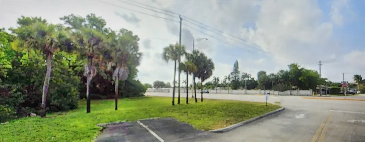 Photo 6 at 2899 W COMMERCIAL Boulevard, Fort Lauderdale
