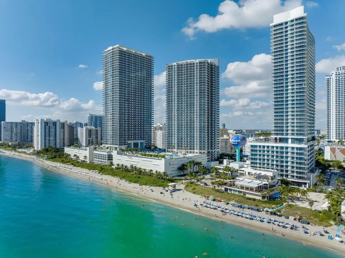 Photo 2 at 1800 S Ocean Drive 3109, Hallandale Beach