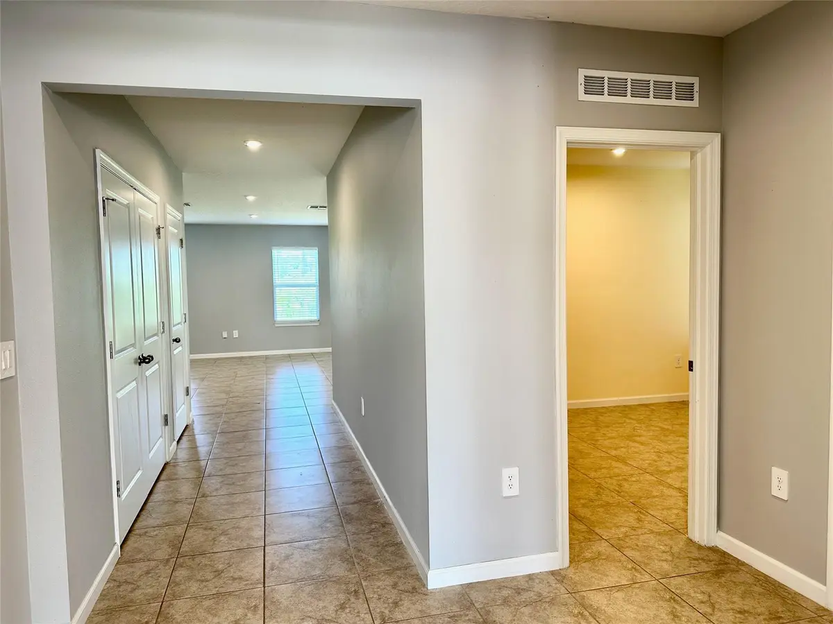 Photo 5 at 4173 Keeson Circle, Vero Beach