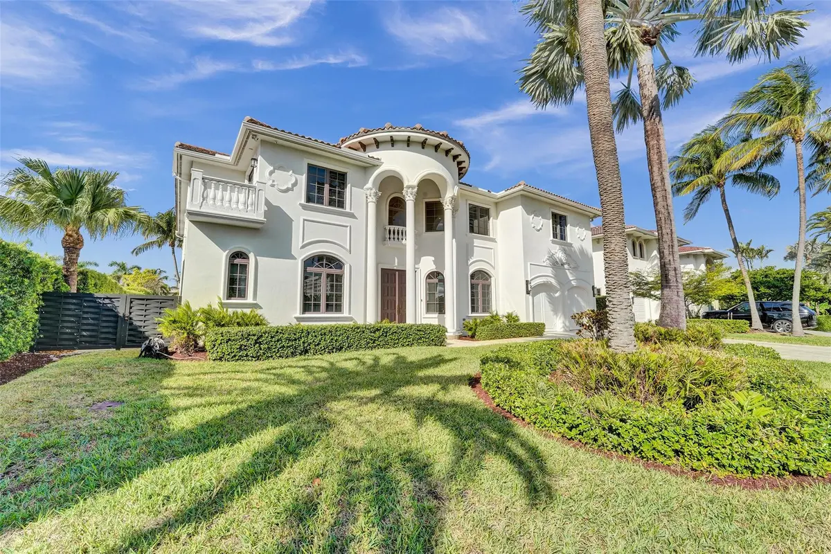 Photo 4 at 642 Palm Drive, Hallandale Beach