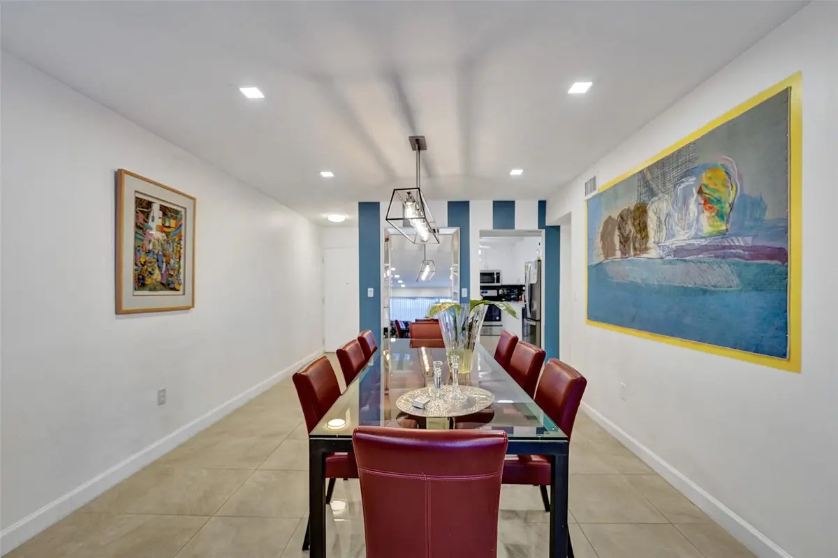 Photo 8 at 4060 N Hills Drive 32, Hollywood
