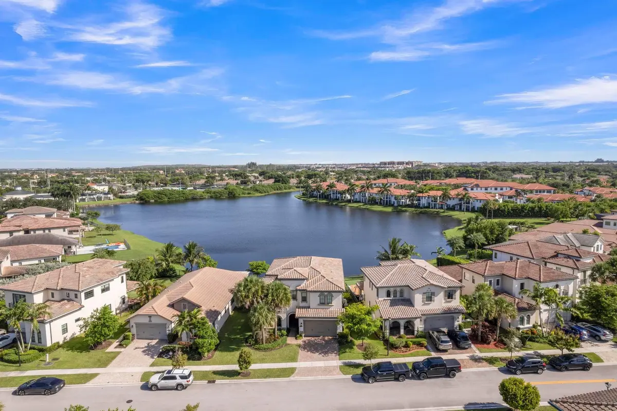 Photo 3 at 11330 SW 12th Street, Pembroke Pines