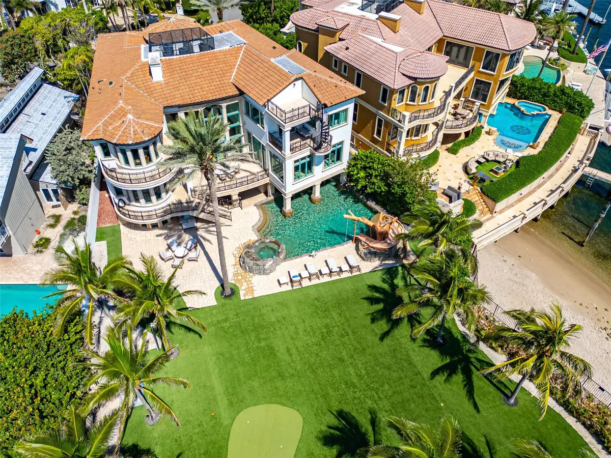 Photo 6 at 2306 Bay Drive, Pompano Beach