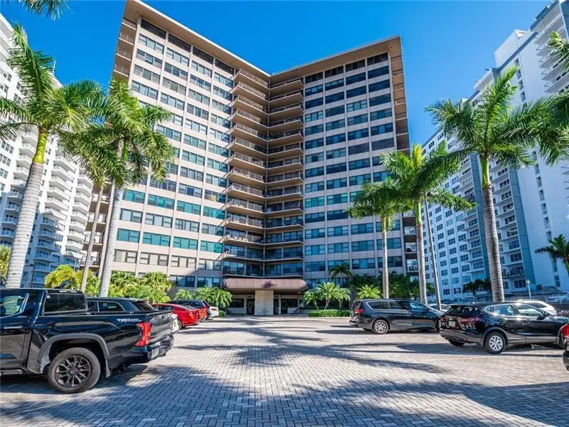 Building at 3800 Galt Ocean Drive 203, Fort Lauderdale