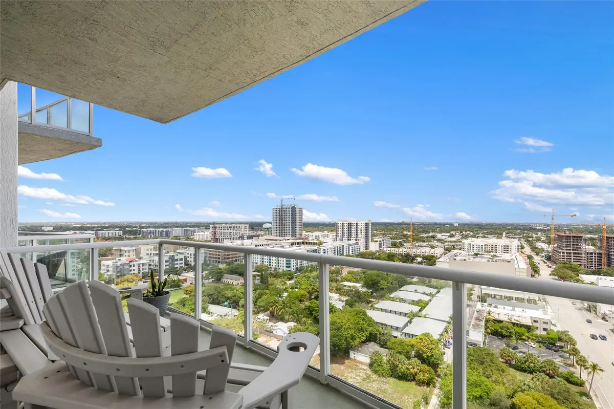 Photo 4 at 315 NE 3rd Avenue 1808, Fort Lauderdale