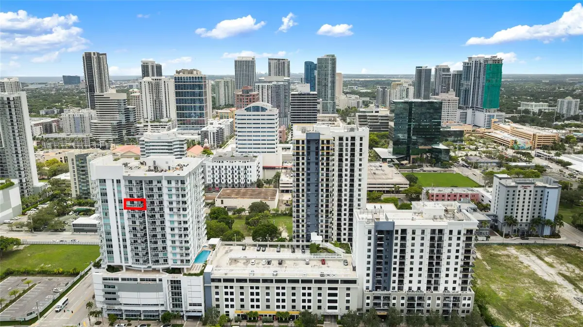 Photo 7 at 315 NE 3rd Avenue 1808, Fort Lauderdale