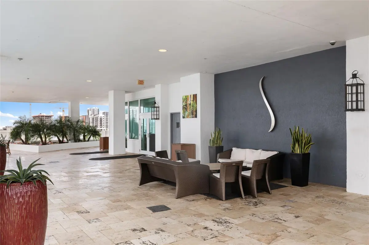 Photo 8 at 315 NE 3rd Avenue 1808, Fort Lauderdale