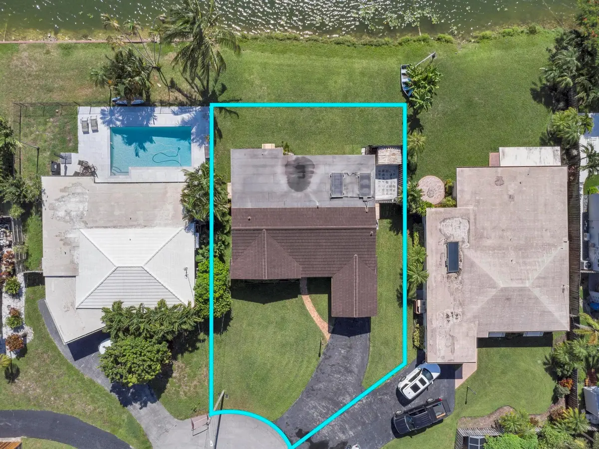 Photo 3 at 1774 NW 39th Place, Oakland Park