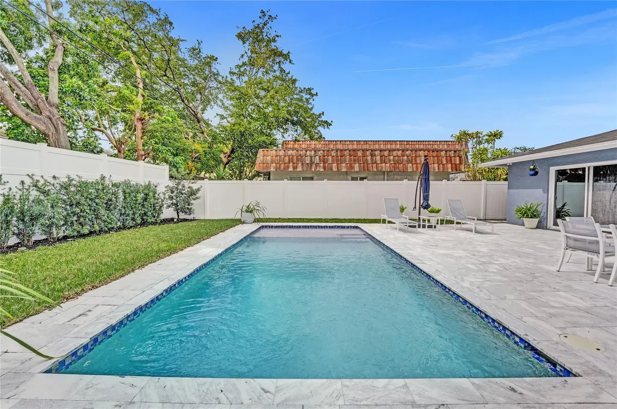 Photo 7 at 1280 NE 40th Street, Oakland Park