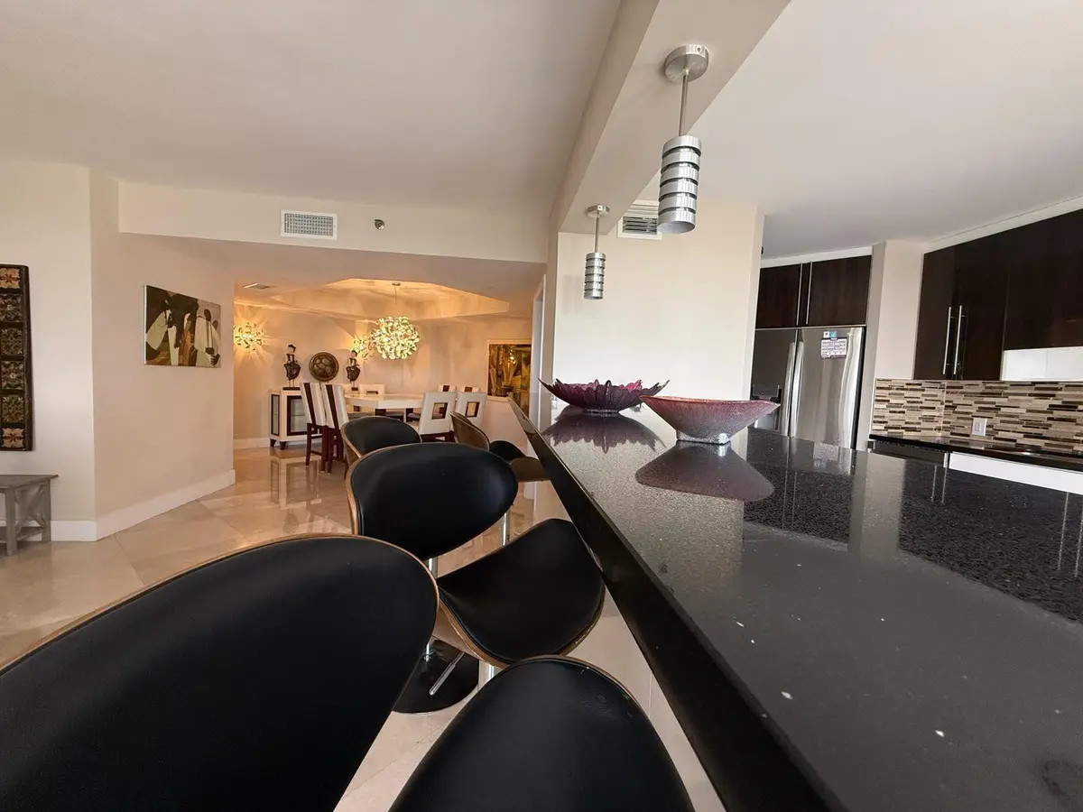 Photo 2 at 20185 E Country Club Drive 1202, Aventura