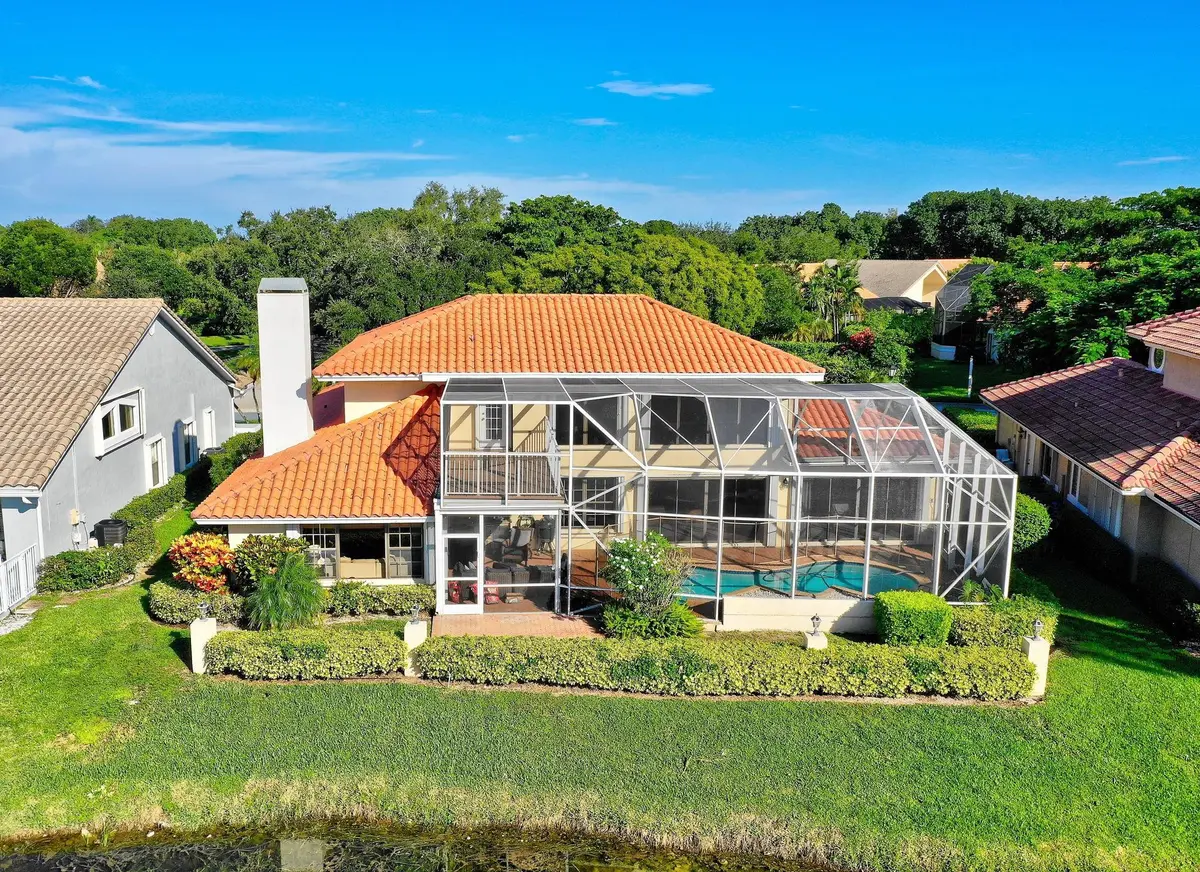 Photo 4 at 12422 Classic Drive, Coral Springs