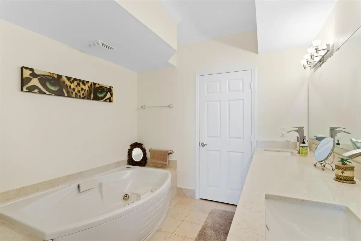 Photo 7 at 3200 N Ocean Boulevard 1602, Fort Lauderdale