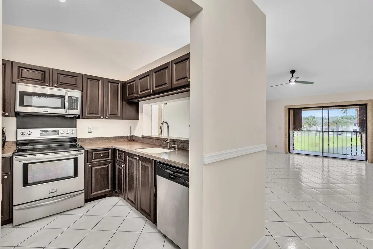 Photo 5 at 22017 Palms Way 202, Boca Raton