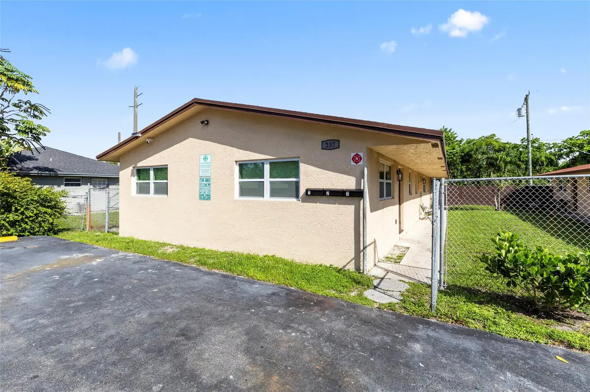 Photo 1 at 237 NW 12th Court, Pompano Beach
