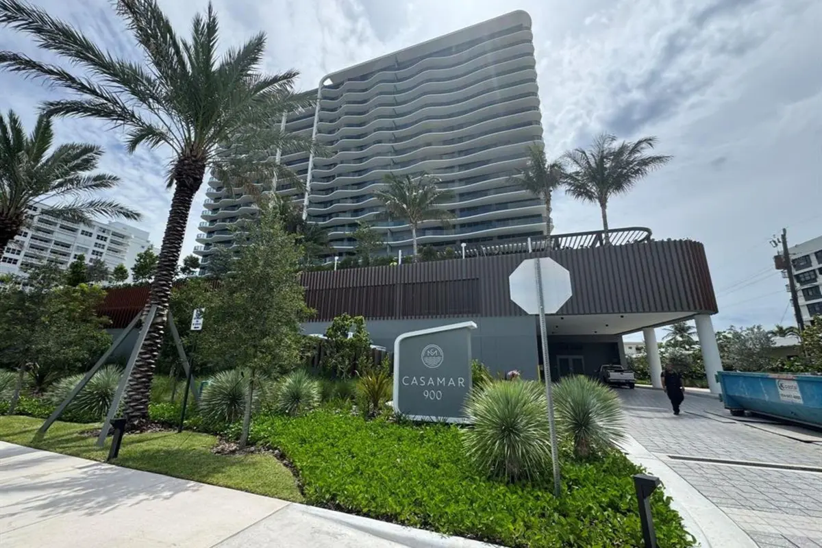 Photo 7 at 900 N Ocean Boulevard Cu, Pompano Beach