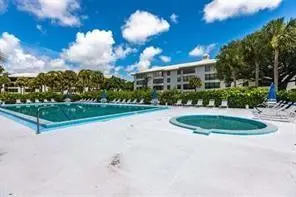 Photo 7 at 3636 Whitehall Drive 305, West Palm Beach