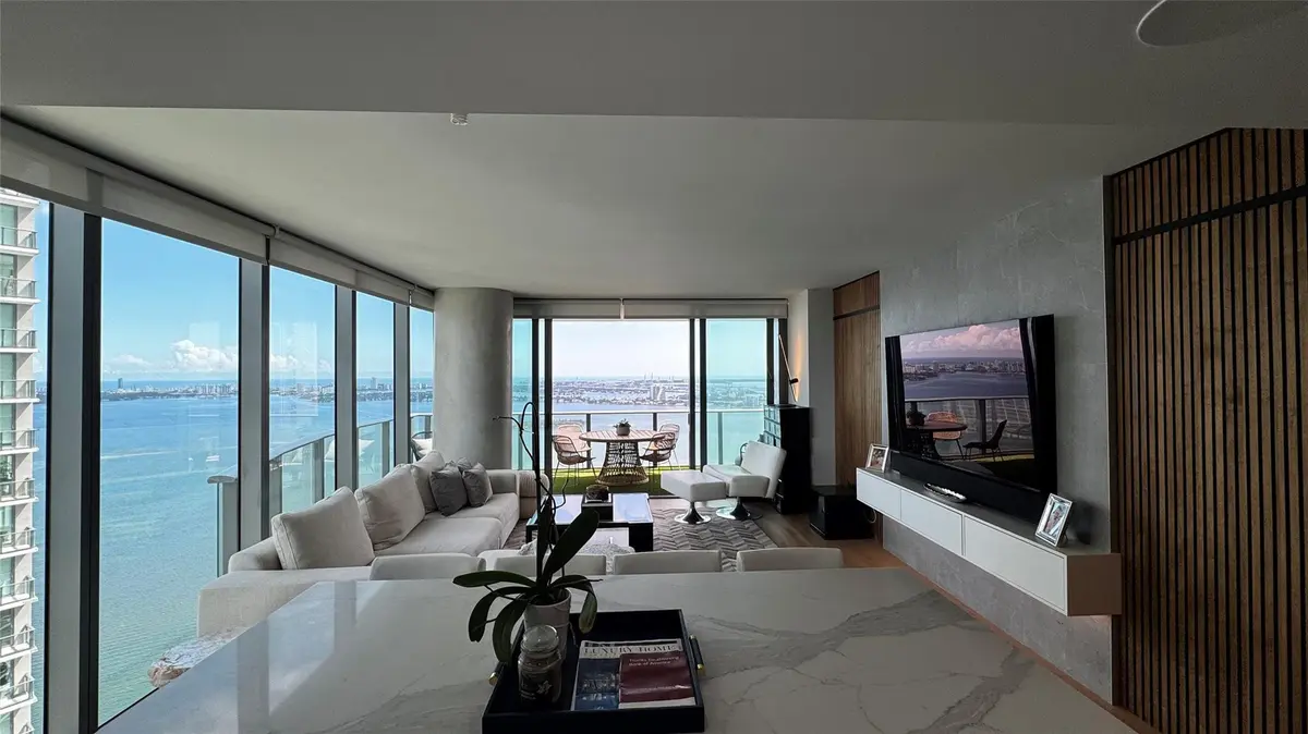 Photo 6 at 650 NE 32nd Street 4307, Miami