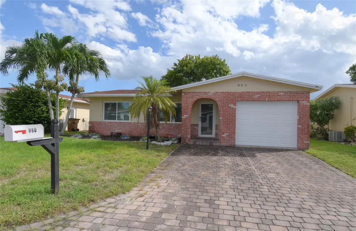 Photo 4 at 960 NW 49th Street, Deerfield Beach