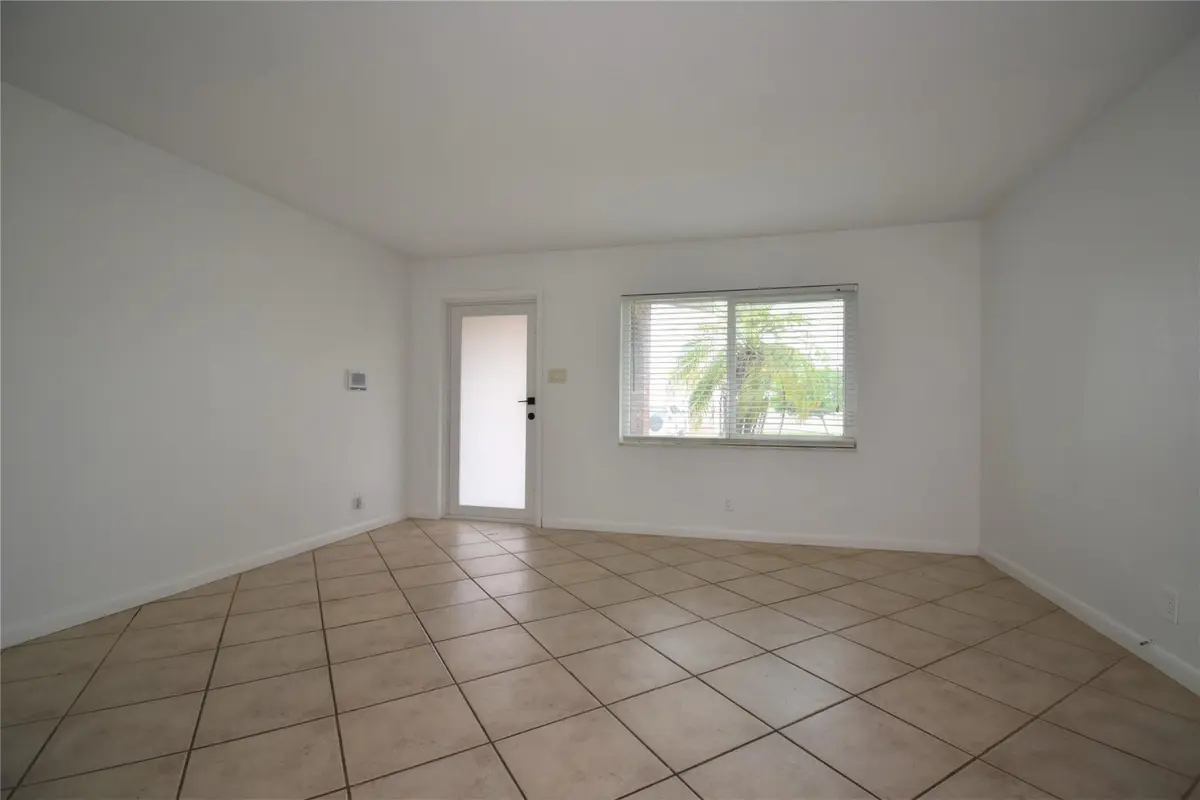 Photo 8 at 960 NW 49th Street, Deerfield Beach