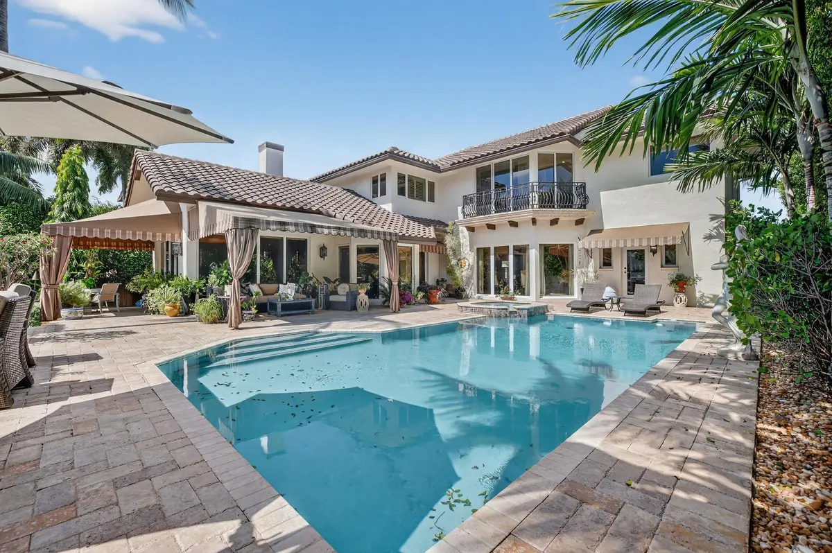 Photo 3 at 2630 Barcelona Drive, Fort Lauderdale