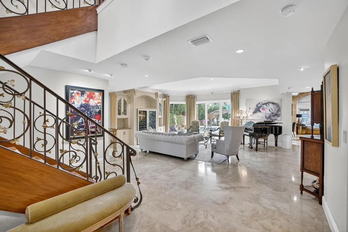 Photo 6 at 2630 Barcelona Drive, Fort Lauderdale