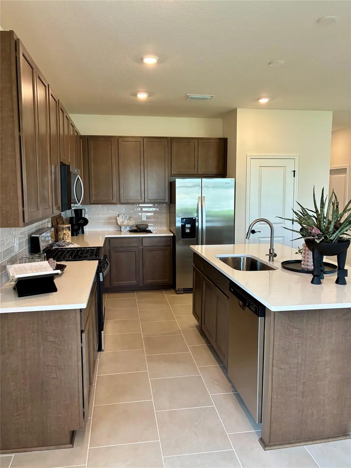 Photo 2 at 5477 NW Camberly Court, Port St. Lucie