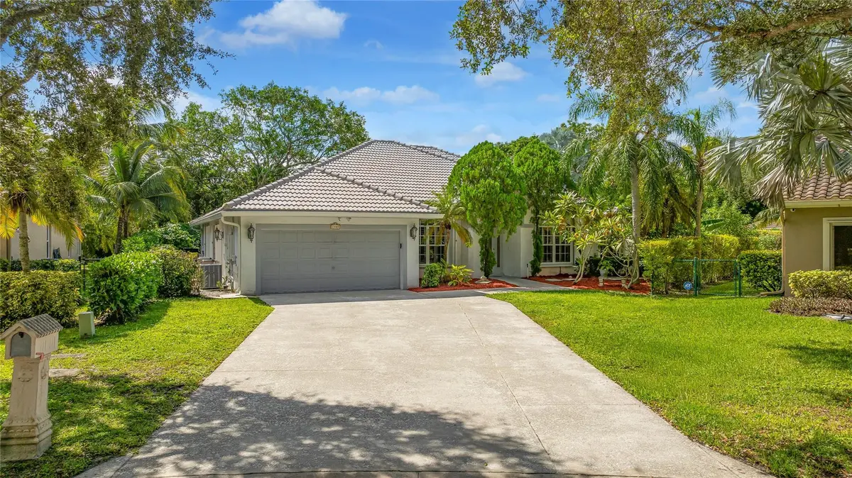 Photo 7 at 1400 NW 102nd Drive, Coral Springs