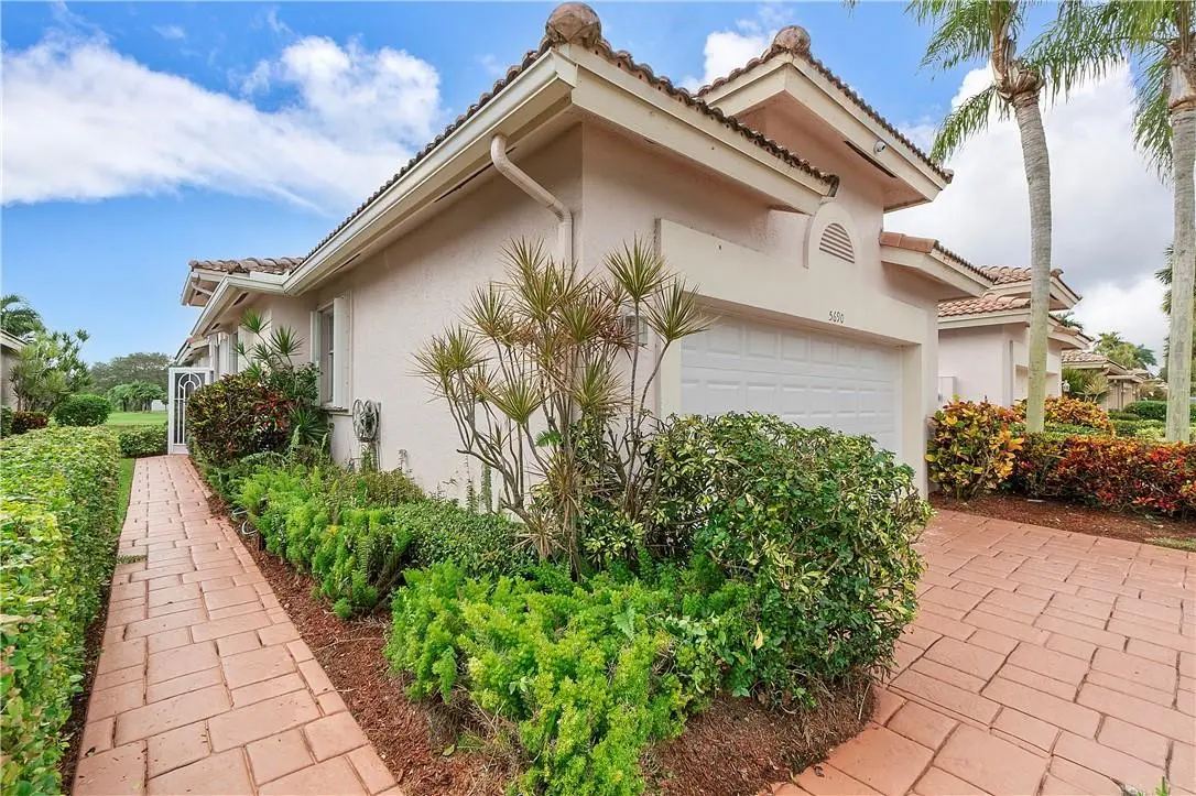 Photo 5 at 5690 Emerald Cay Terrace 5690, Boynton Beach