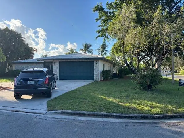 Photo 3 at 8244 NW 6th Street, Coral Springs