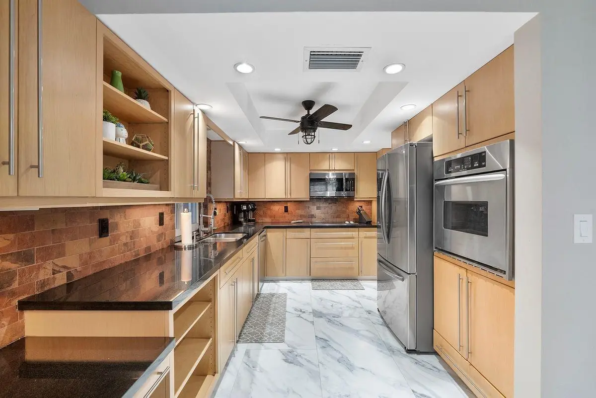 Photo 8 at 600 NW 22nd Court, Wilton Manors