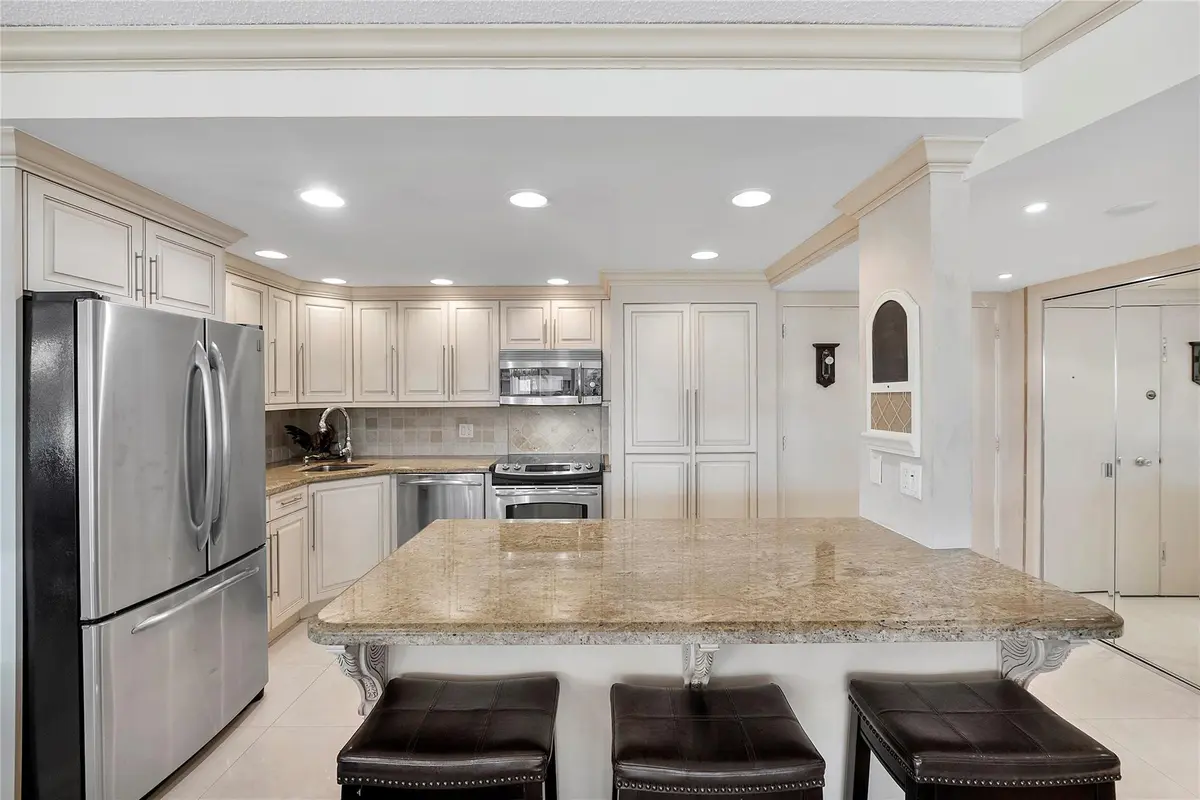 Photo 5 at 1620 S Ocean Boulevard 4f, Lauderdale-By-The-Sea