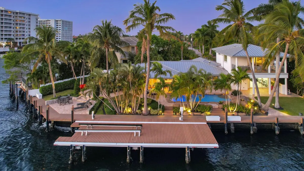 Photo 2 at 288 S Tradewinds Avenue, Lauderdale-By-The-Sea