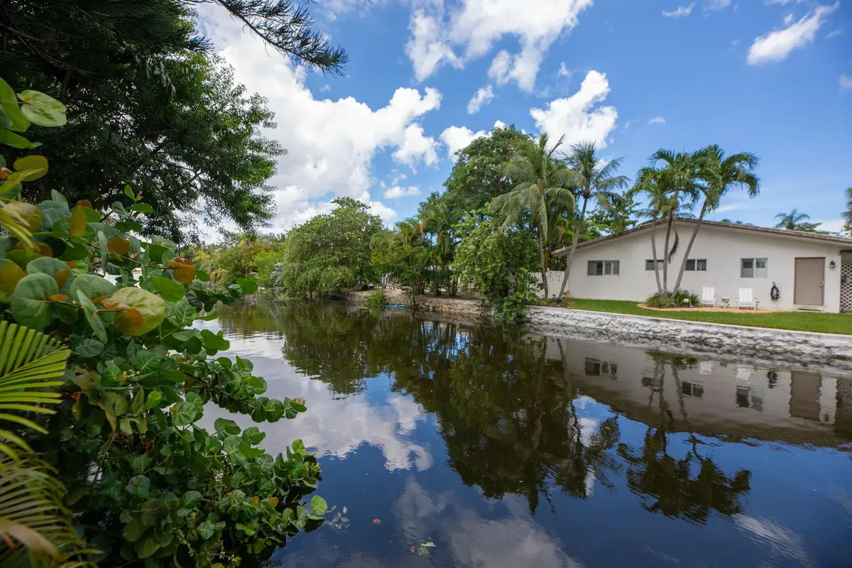 Photo 4 at 4500 NE 15th Avenue, Oakland Park