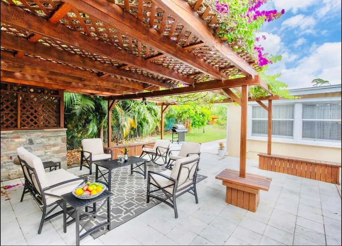 Photo 2 at 279 Hach Lane, West Palm Beach