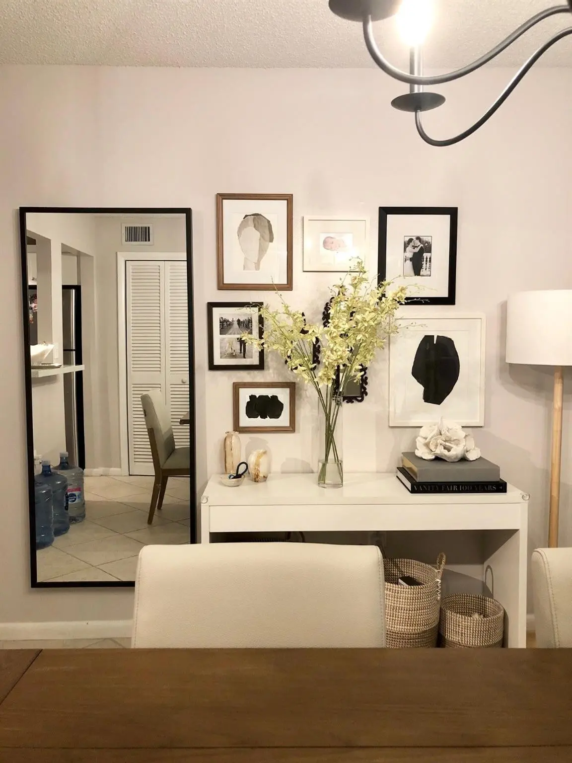 Photo 3 at 4060 N Hills Drive 24, Hollywood