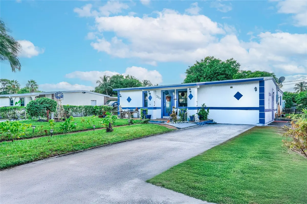 Photo 2 at 1229 NW 19th Avenue, Fort Lauderdale