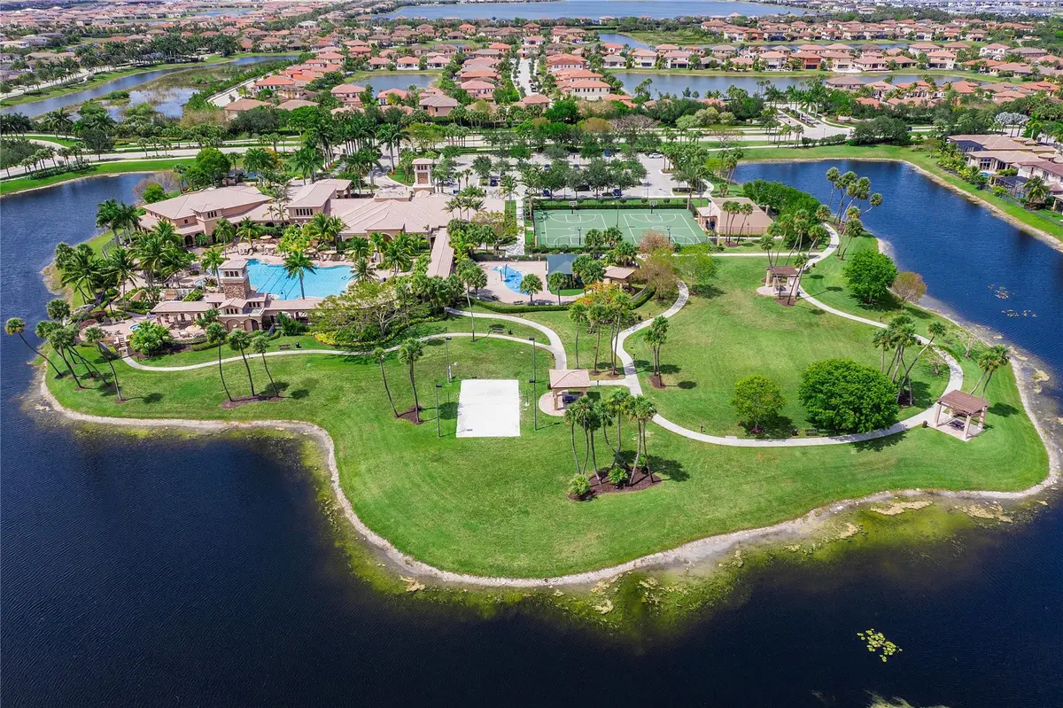 Photo 6 at 5834 NW 125th Terrace, Coral Springs