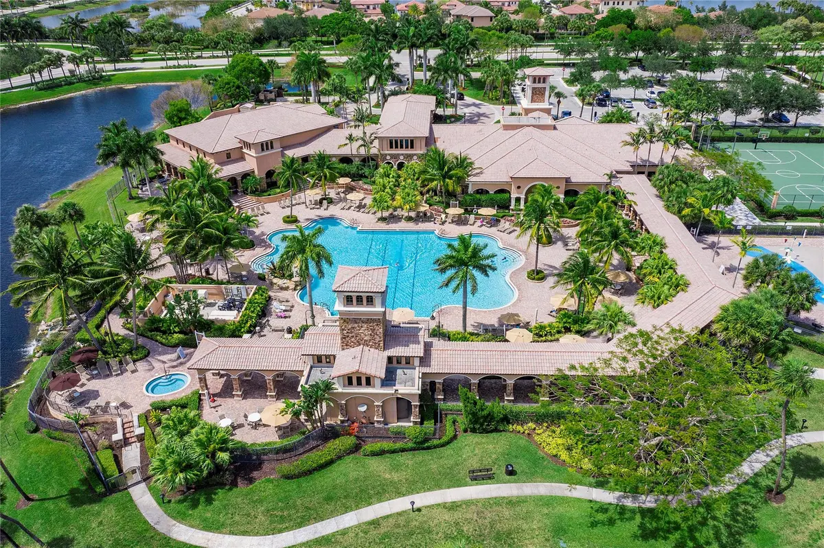 Photo 7 at 5834 NW 125th Terrace, Coral Springs
