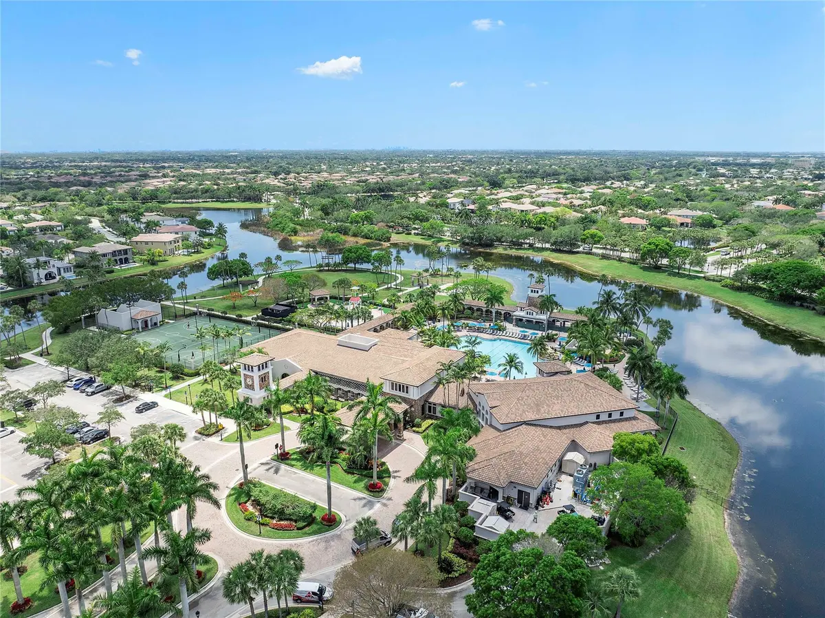 Photo 8 at 5834 NW 125th Terrace, Coral Springs