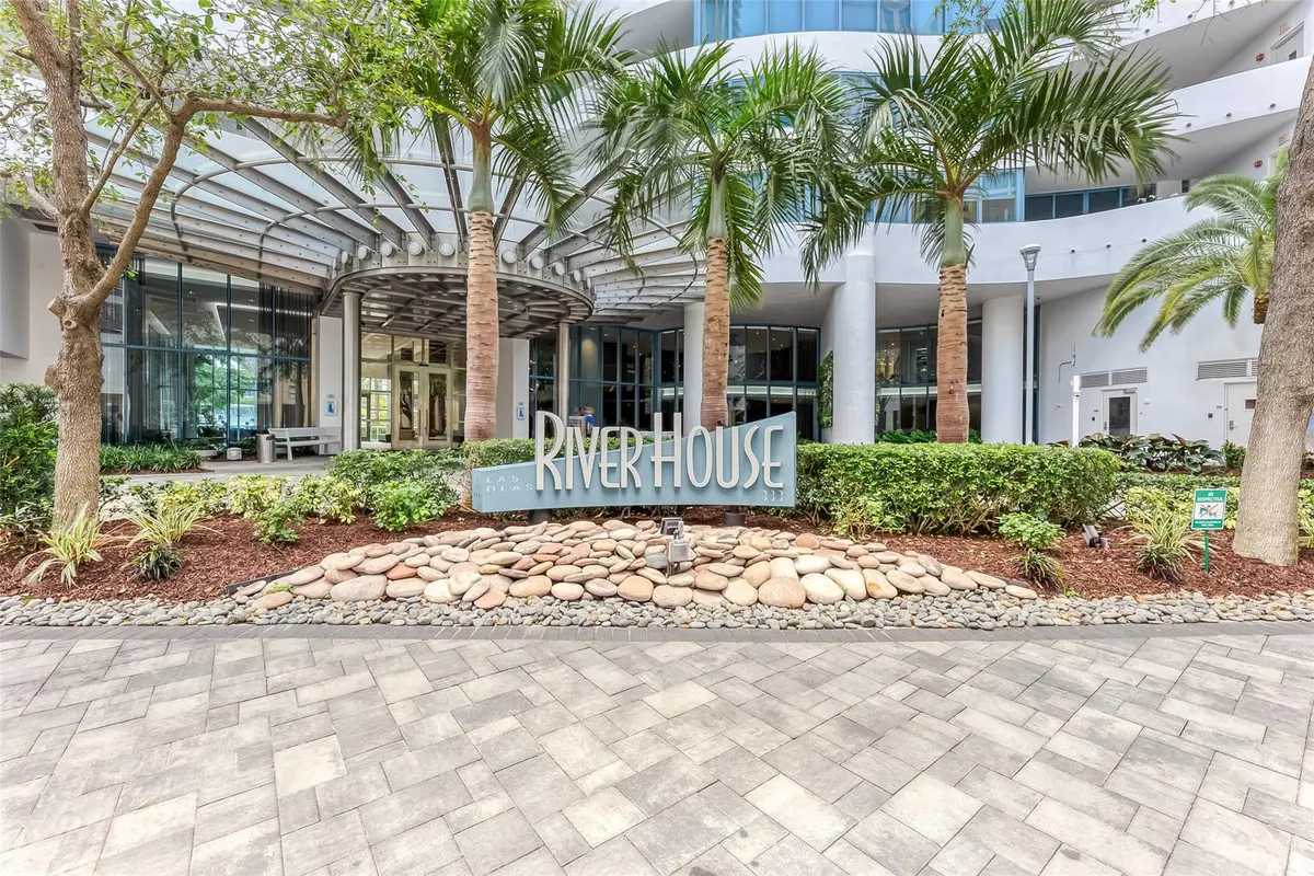 Photo 3 at 333 Las Olas Way 1507, Fort Lauderdale
