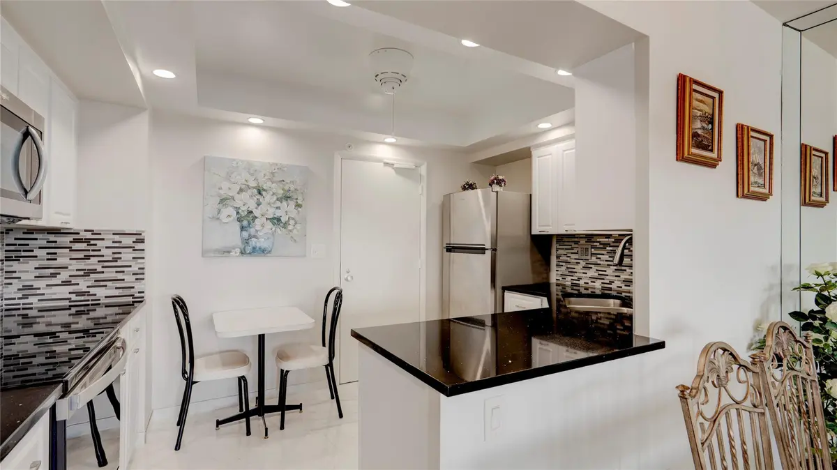 Photo 5 at 3333 NE 34th Street 811, Fort Lauderdale