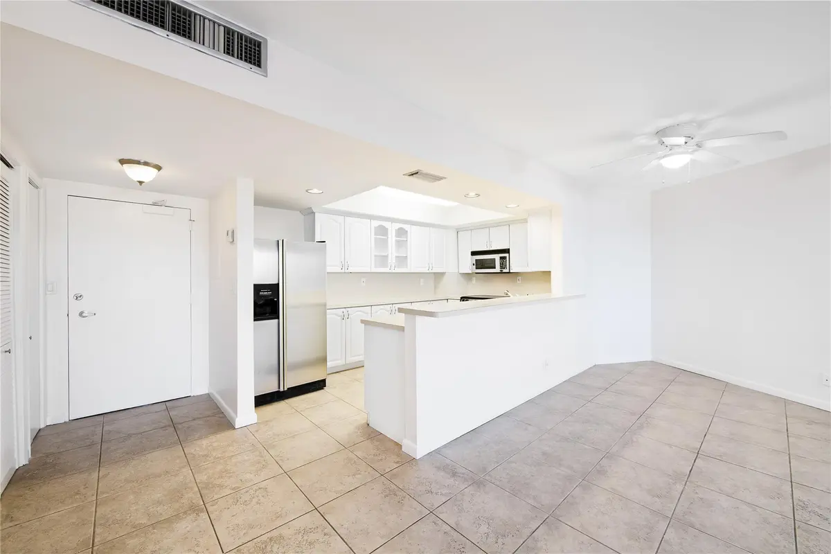Photo 4 at 3800 Galt Ocean Drive 714, Fort Lauderdale