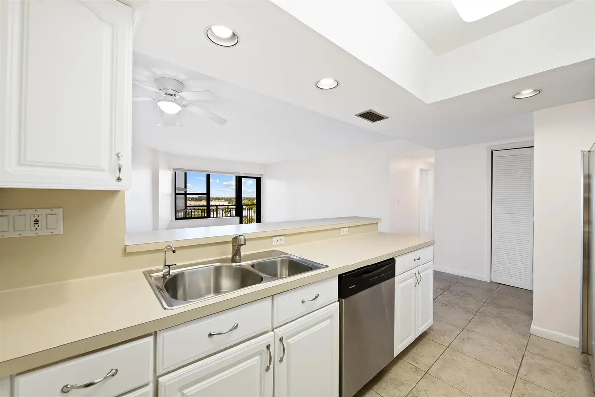 Photo 7 at 3800 Galt Ocean Drive 714, Fort Lauderdale