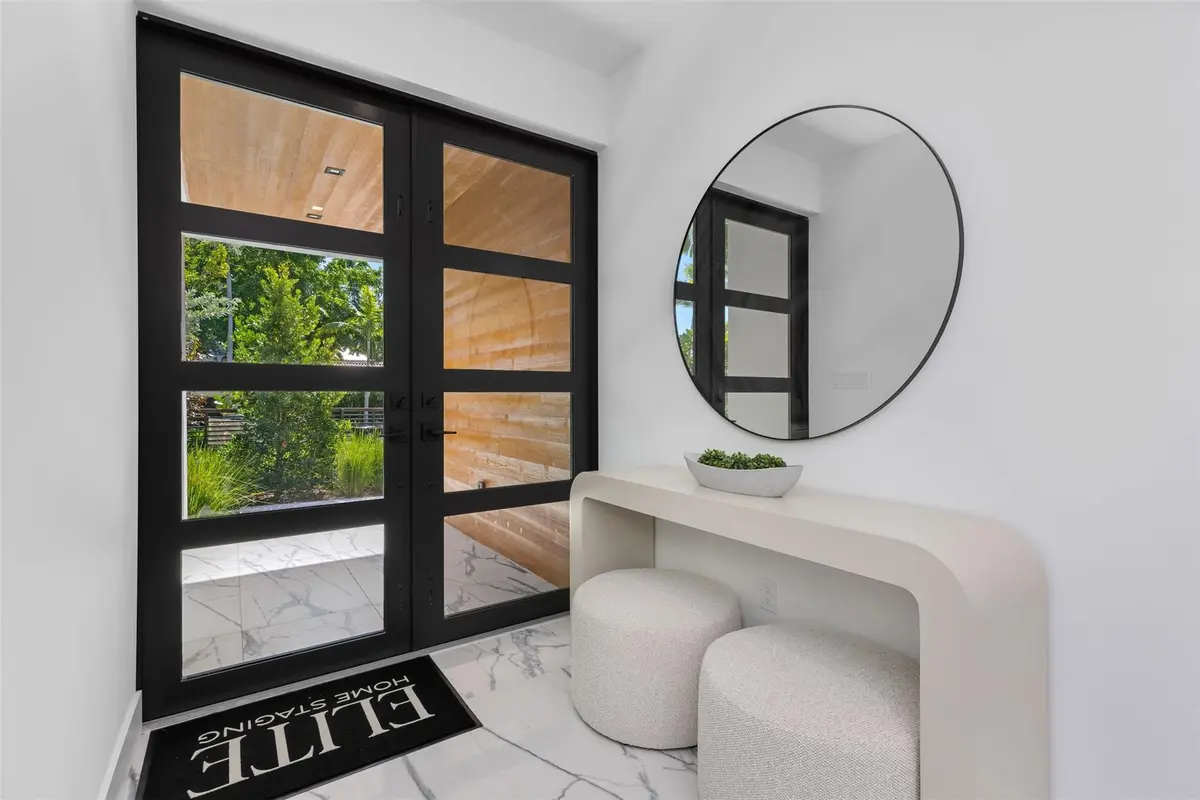 Photo 5 at 1621 E Broward Boulevard, Fort Lauderdale