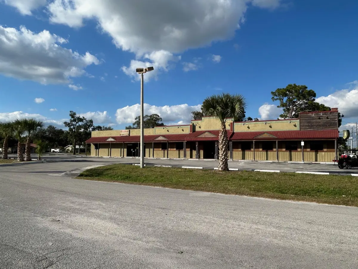 Photo 1 at 102 SW 14th Street, Okeechobee