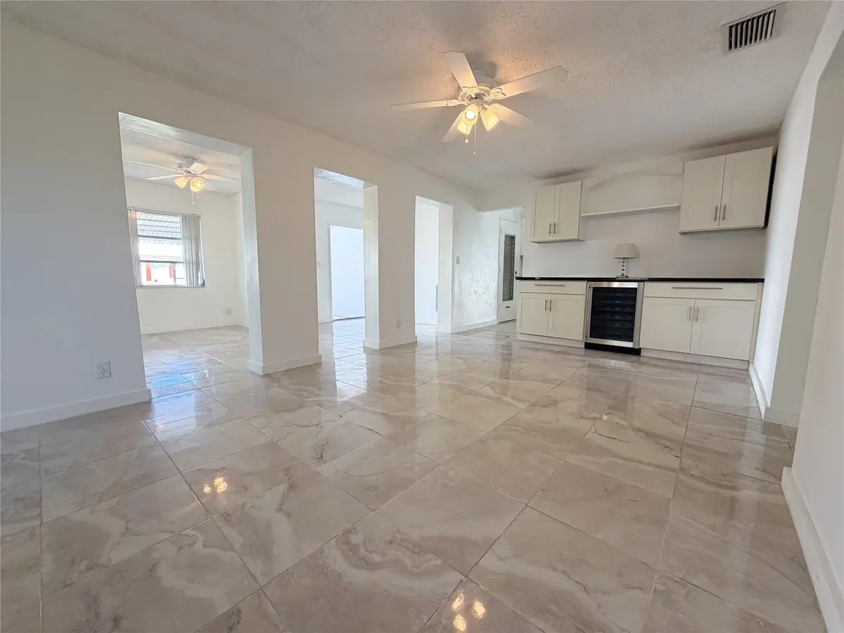 Photo 7 at 340 NW 25th Court, Pompano Beach