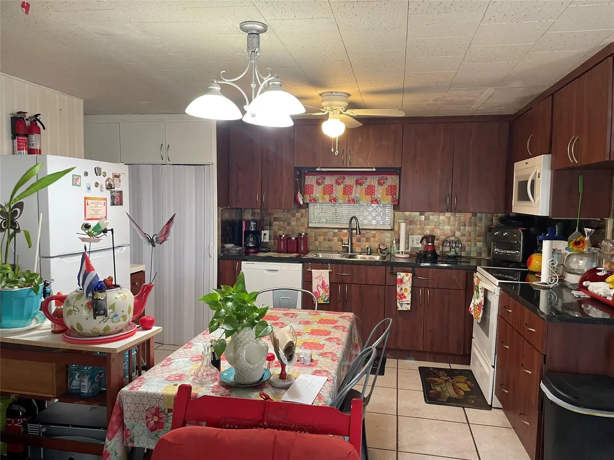 Photo 7 at 8620 SW 22nd Street, Davie