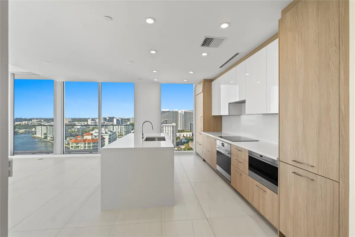 Photo 7 at 153 N Seabreeze Boulevard 1704s, Fort Lauderdale