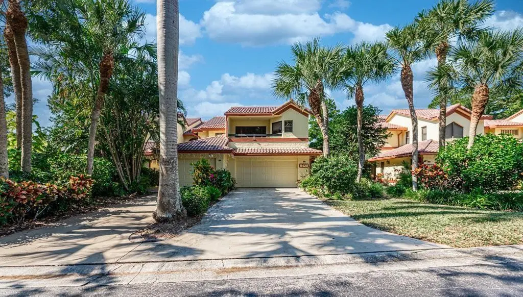 Photo 3 at 5425 10th Fairway Drive 3, Delray Beach