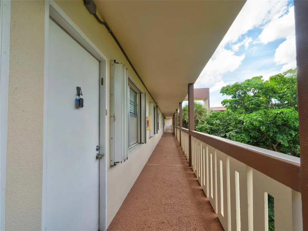 Photo 2 at 3102 Portofino Point K3, Coconut Creek